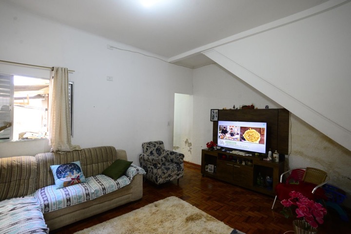4 casas locadas no Ipiranga