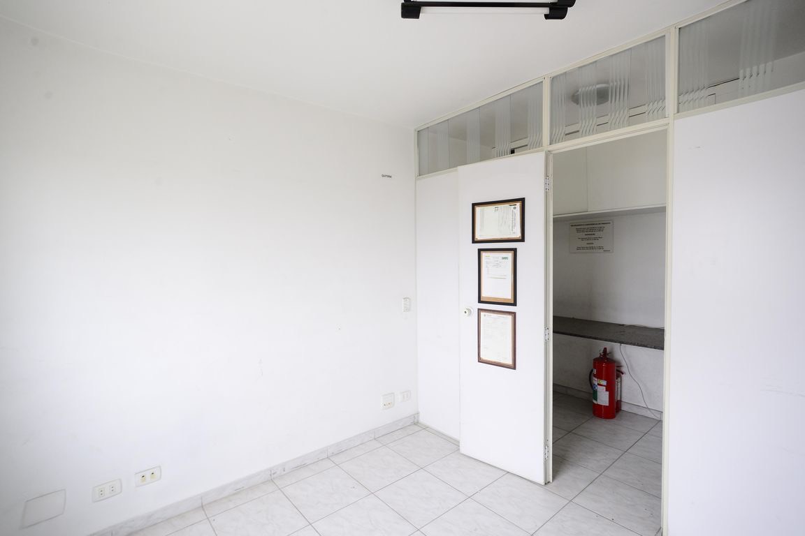 2 dormitórios amplos na Vila Mariana