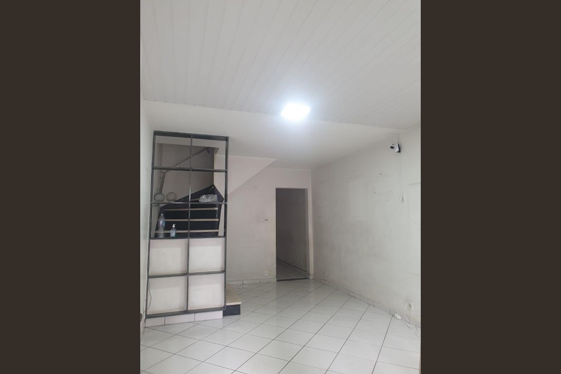 Casa de 2 dormitórios na Vila Vera