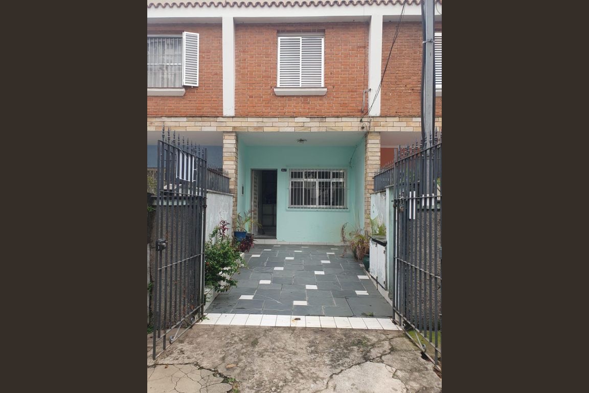 Casa de 2 dormitórios na Vila Vera