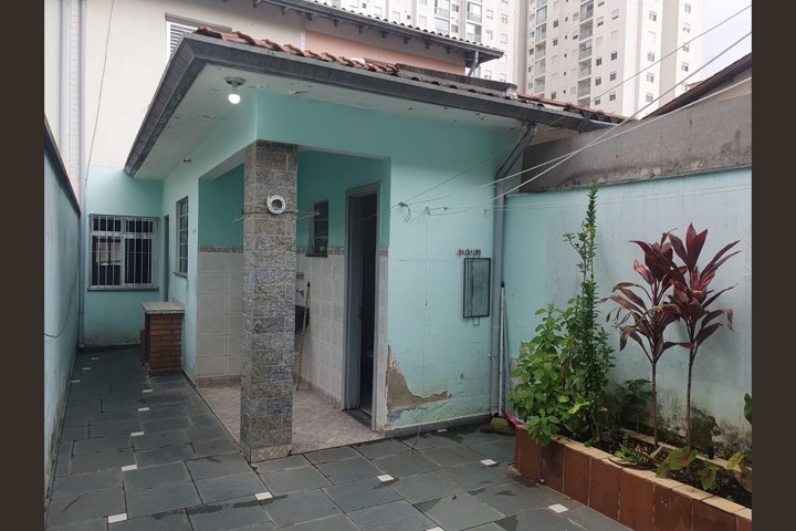 Casa de 2 dormitórios na Vila Vera